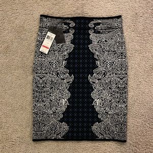 BCBG New* “Irene” Stretch Skirt